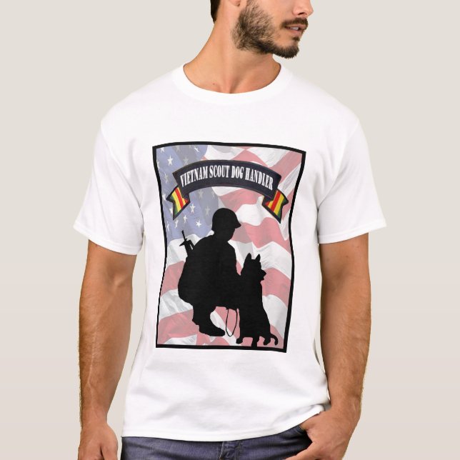 Camiseta T-shirt do alimentador de cão do escuteiro de (Frente)