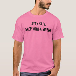 Camiseta T-shirt do cofre forte da estada