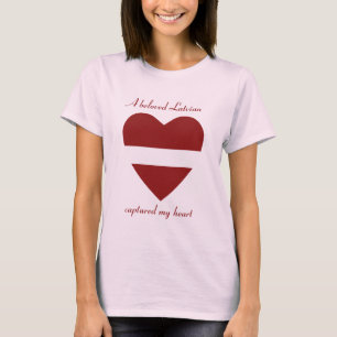 Camiseta T-shirt do Coração com a Bandeira da Letônia