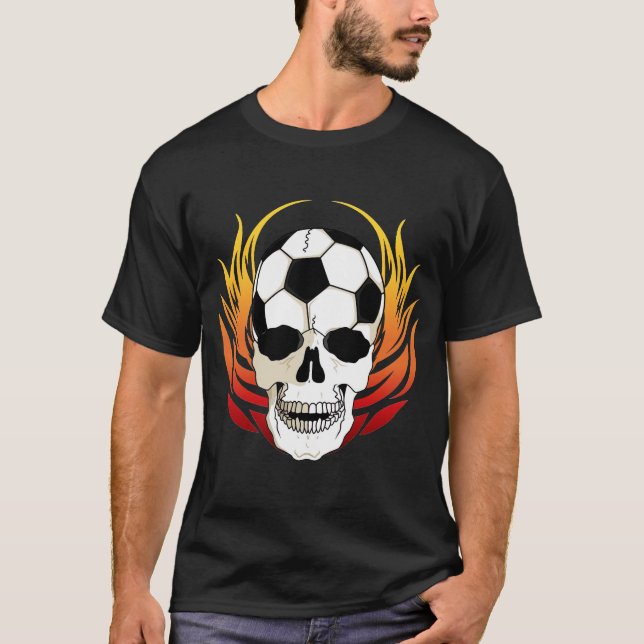 Camiseta T-shirt do crânio do futebol (Frente)