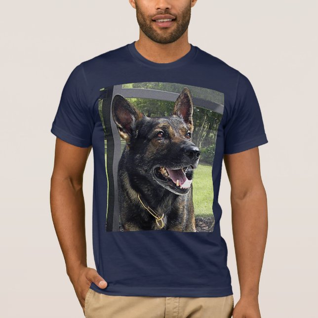 CAMISETA T-SHIRT DO GERMAN SHEPHERD (Frente)