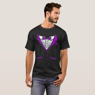 Camiseta T-shirt do smoking com laço roxo
