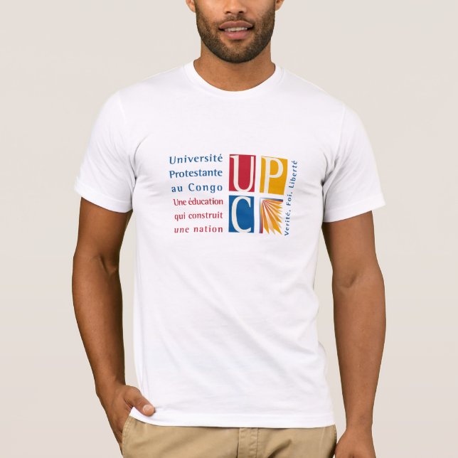 Camiseta T-shirt do UPC (Frente)
