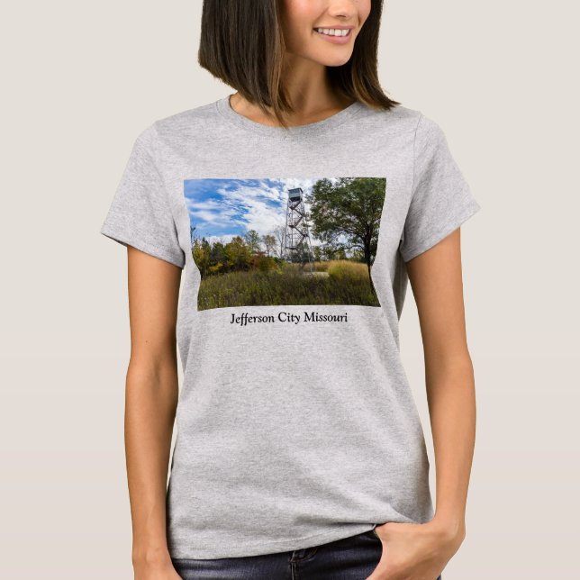 Camiseta T-Shirt em Execução em Torre de Fogo (Frente)