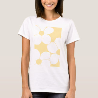 Camiseta T-shirt feminina com impressão floral amarelo-mant