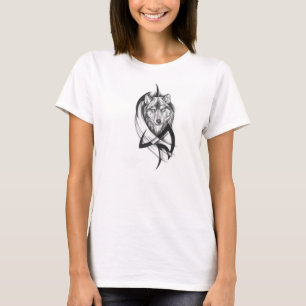 Camiseta T-shirt feminina com lobo tribal