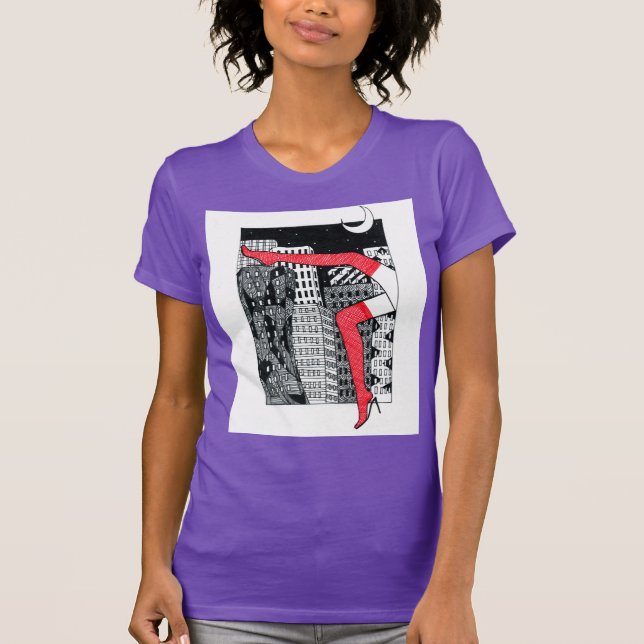 Camiseta T-shirt feminina de na moda com uma fotografia (Frente)