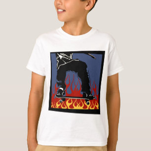 Camiseta T-shirt flamejante do skate