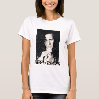 Camiseta T-shirt intitulado