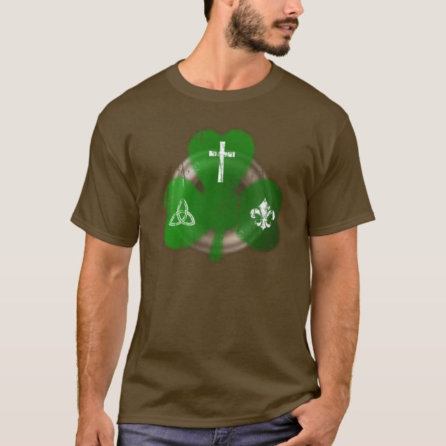 Camiseta T-shirt irlandês dos homens do trevo do dia de St (Frente)
