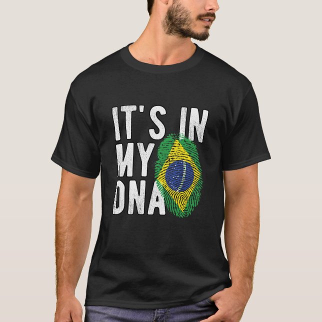 Camiseta T-shirt It's in my DNA brazil Flag Fingerprints (Frente)