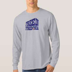 Camiseta T-shirt longo básico da Capa no Fredonia dos