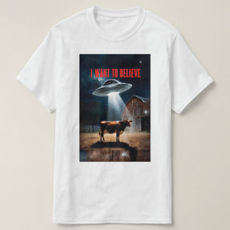 Camiseta T-Shirt Misterioso OVNI Abdução de uma Vaca Leitei
