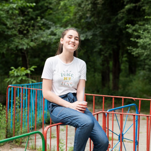 Camiseta T-Shirt Modern Peace Joy and Love (Criador carregado)