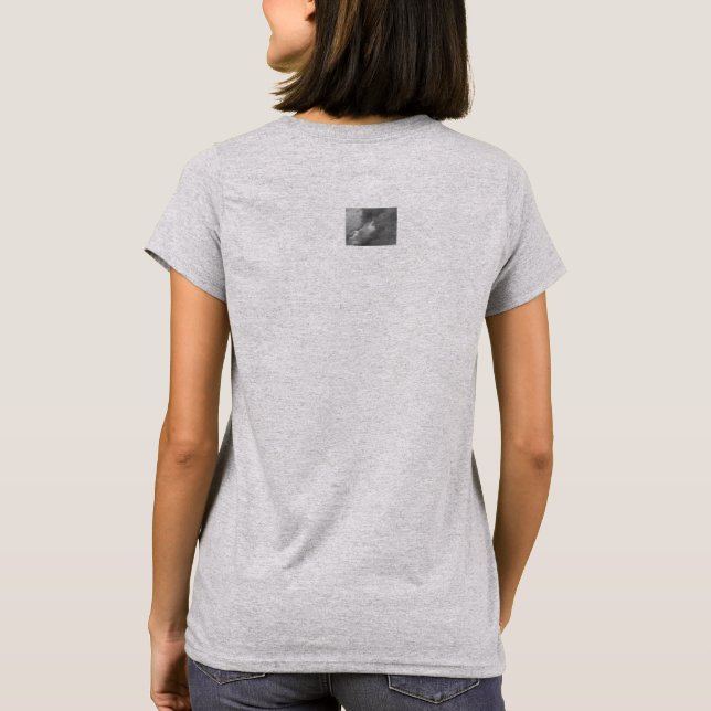Camiseta T-Shirt Mulheres legal com design (Verso)