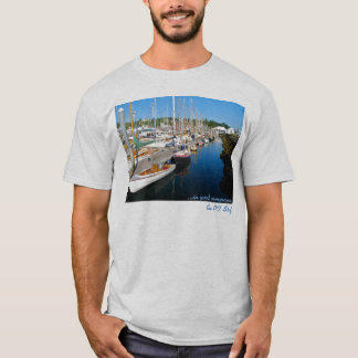 Camiseta T-shirt na boa empresa do Skiff da pinta ""