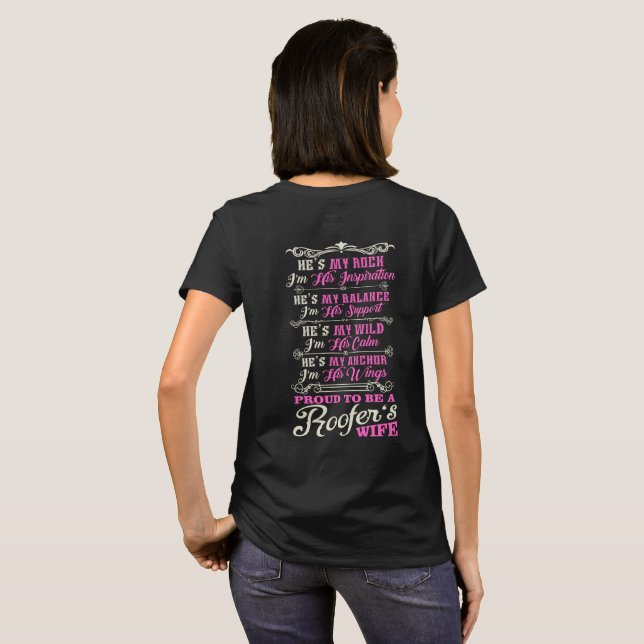 Camiseta T-shirt orgulhoso da esposa do Roofer (Parte Traseira Completa)