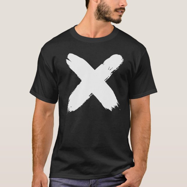 Camiseta T-shirt pintado de "X" (Frente)