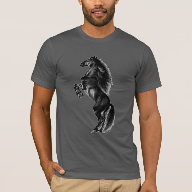 Camiseta T-Shirt Preto Selvagem de Cavalo Preto (Frente)
