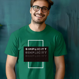 Camiseta T-Shirt Simples com Tipografia Branca Negra