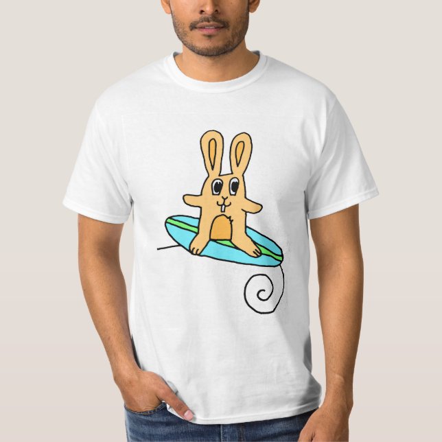 Camiseta T-shirt surfando do coelho (Frente)