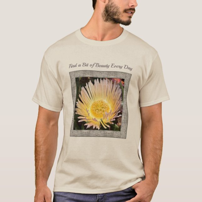 Camiseta T-shirt Unisex com Flor Cactus Estonteante (Frente)