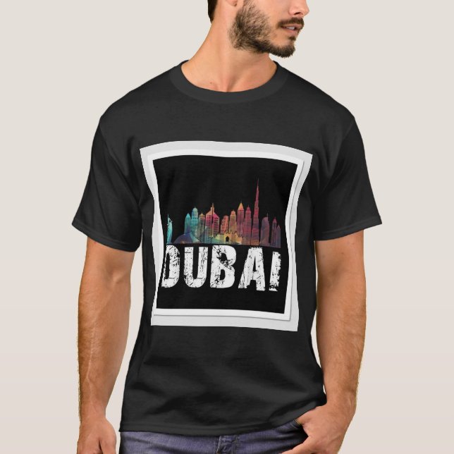 Camiseta T-shirts design com "Dubai" (Frente)