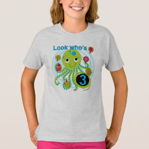 Camiseta T-shirts e dotes de polvo aniversário de 3 anos