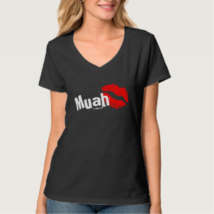 Camiseta T vermelho dos namorados do beijo do batom de Muah