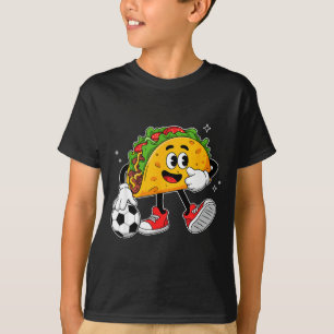 Camiseta Taco jogando futebol mexicano cinco de maio chapéu