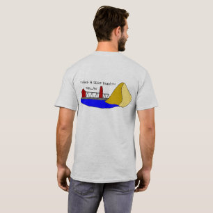 Camiseta Tai Chi T Shirt com um Farol e uma Duna de Areia