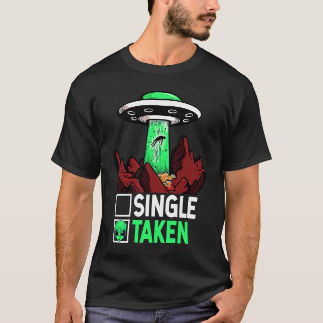 Camiseta Taken Valentine's Day Roses Date Night Aliens Spac (Frente)
