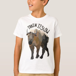 Camiseta Takin: O Gato-Antílope da Montanha Majestosa