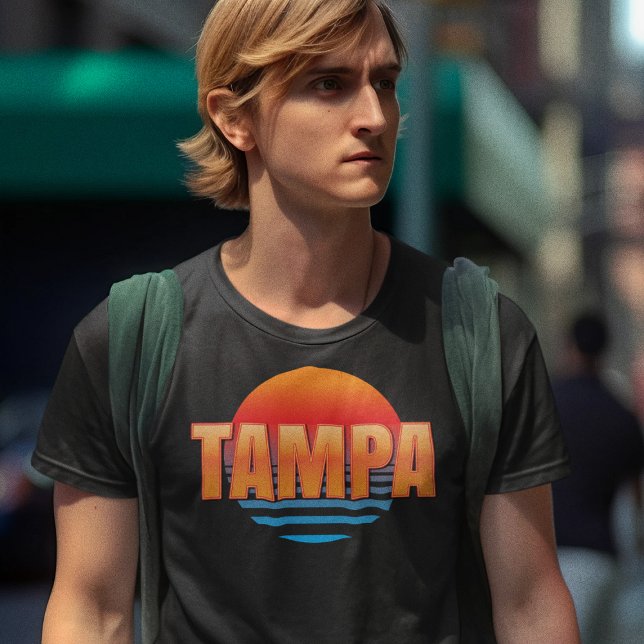 Camiseta Tampa Florida Retro Sunset T Shirt (Criador carregado)