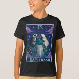 Camiseta Tarot Card Deck Team Trash Raccoon Tarot Cards Del