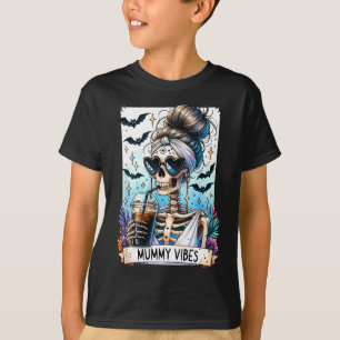 Camiseta Tarot Card Mummy Vibes Spooky Season Skeleton Mãe