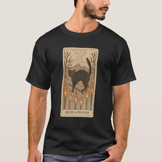 Camiseta Tarot Card Seven Of Wands And Cat Cosmic Graphic C (Frente)