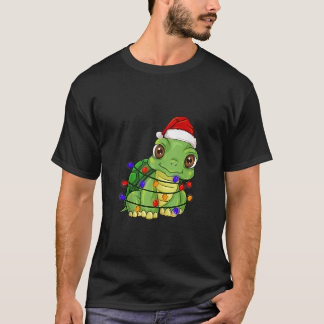 Camiseta Tartaruga Bonita Com Árvore Santa Hat Luz Xmas Cla (Frente)