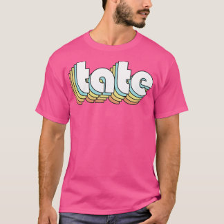 Camiseta Tate Retro Rainbow Tipografia Estilo Desvanecido