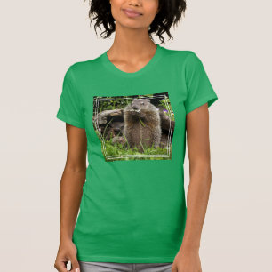 Camiseta Tatu-bola comendo uma flor