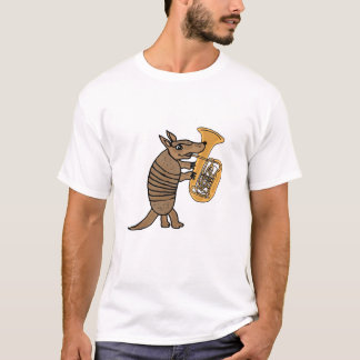 Camiseta Tatu dos BU que joga o t-shirt da tuba