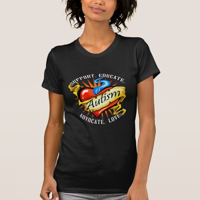 Camiseta Tatuagem clássico do coração do autismo (Frente)
