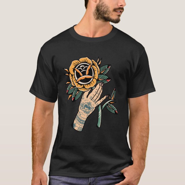 Camiseta Tatuagem Tatuando Símbolo Tribal Artista (Frente)