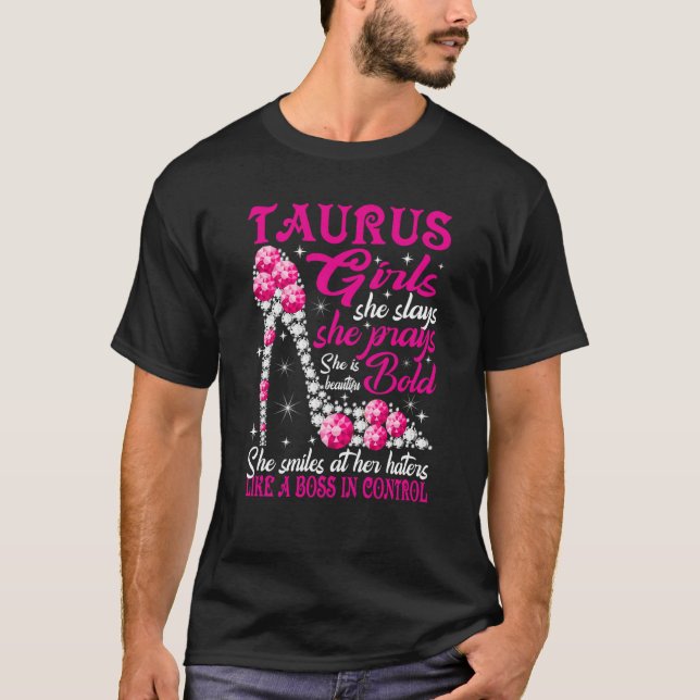 Camiseta Taurus Girl Like a Boss in Control diamond calçado (Frente)