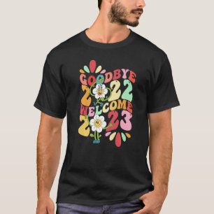 Camiseta Tchau 2022 Olá 2023 Bem-vindo Ano do Coelho de Águ