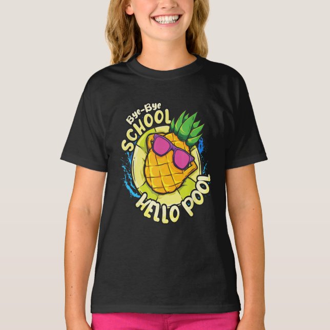 Camiseta Tchau Escola Alô Piscina Verão (Frente)