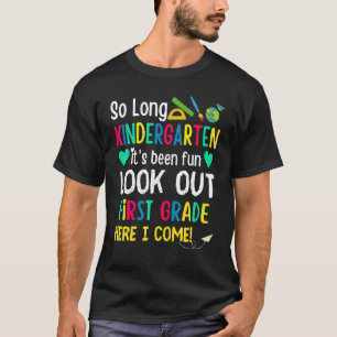 Camiseta Tchau Jardim de Infância Olá Professora do 1º Ano 