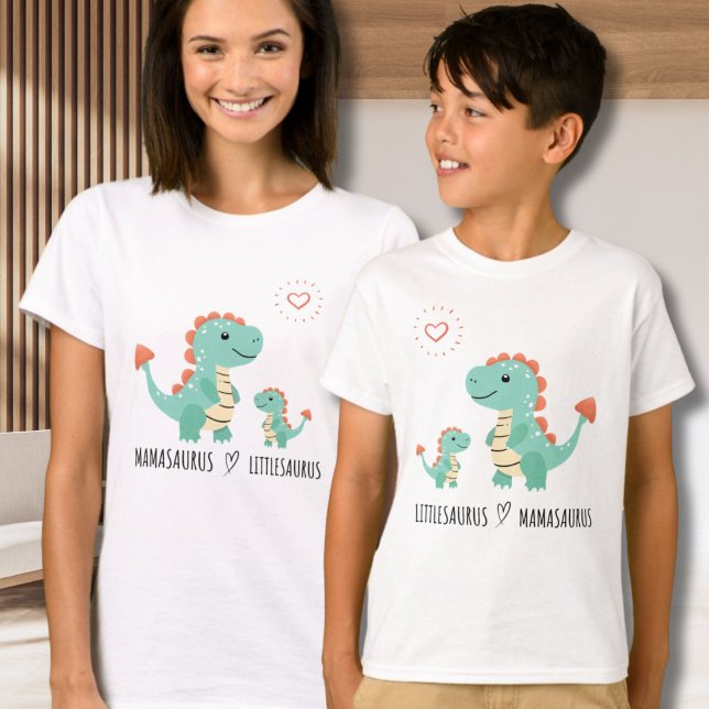 Camiseta Tea de Correspondência Familiar para Mamasaurus e  (Mamasaurus & Littlesaurus Family Matching Tee)