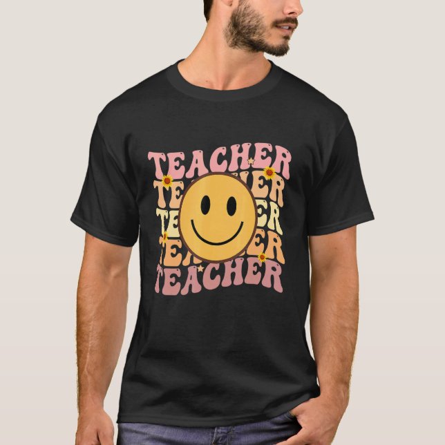 Camiseta Teacher Groovy Retro Hippie 3 (Frente)