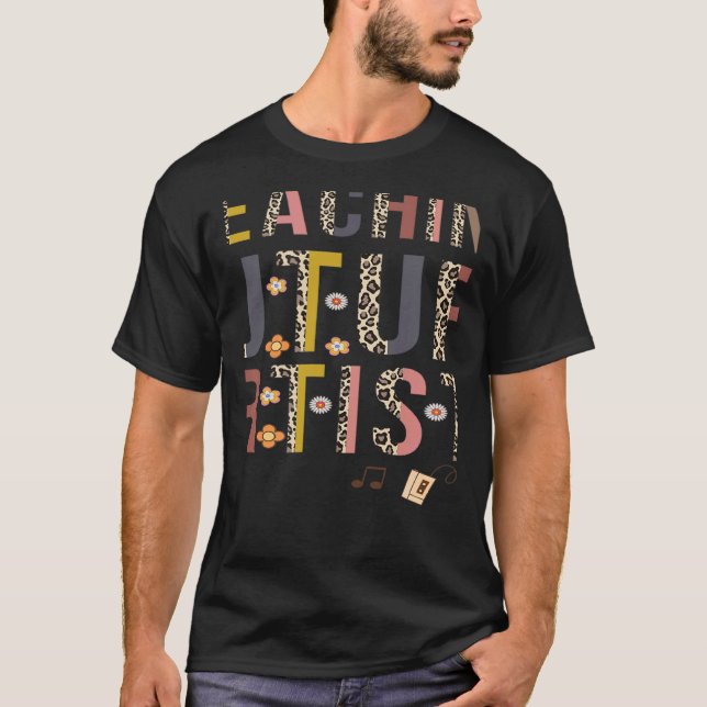 Camiseta Teaching Future Artists Cute Leopard Print Teacher (Frente)